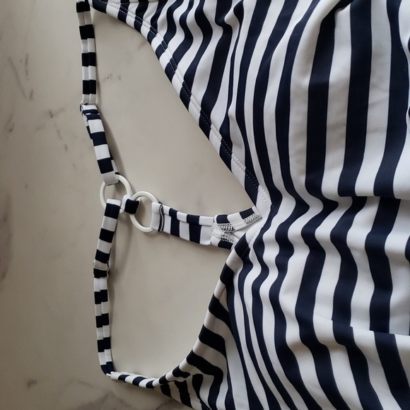 Kona Sol Navy & White Striped 2 Ring Back Side Sinch Swimsuit Size M (8-10) - Picture 8 of 12